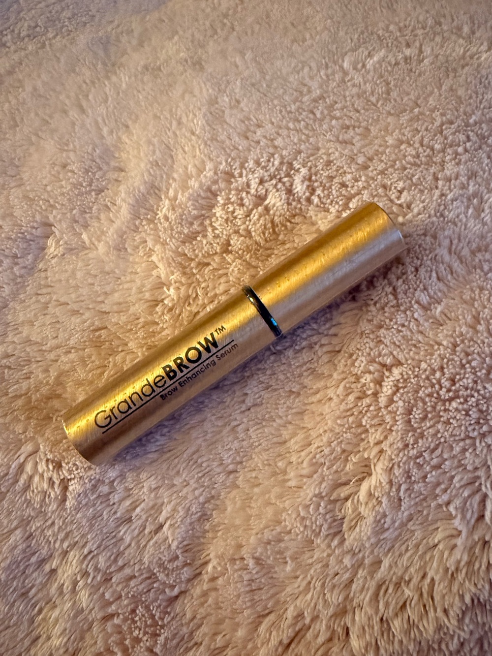 travel size grande brow serum